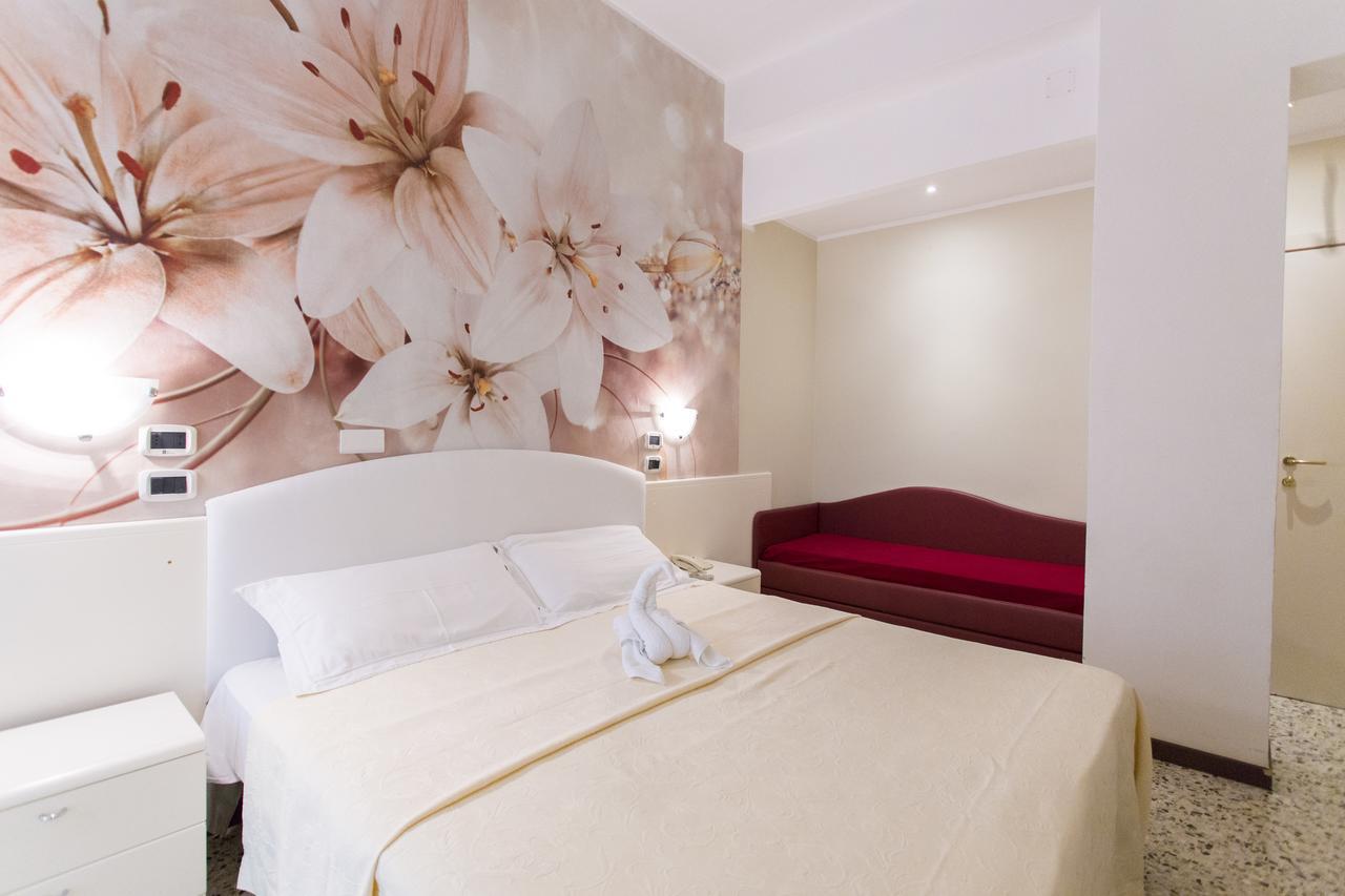 Sirena Boutique Hotel Габиче Маре Екстериор снимка