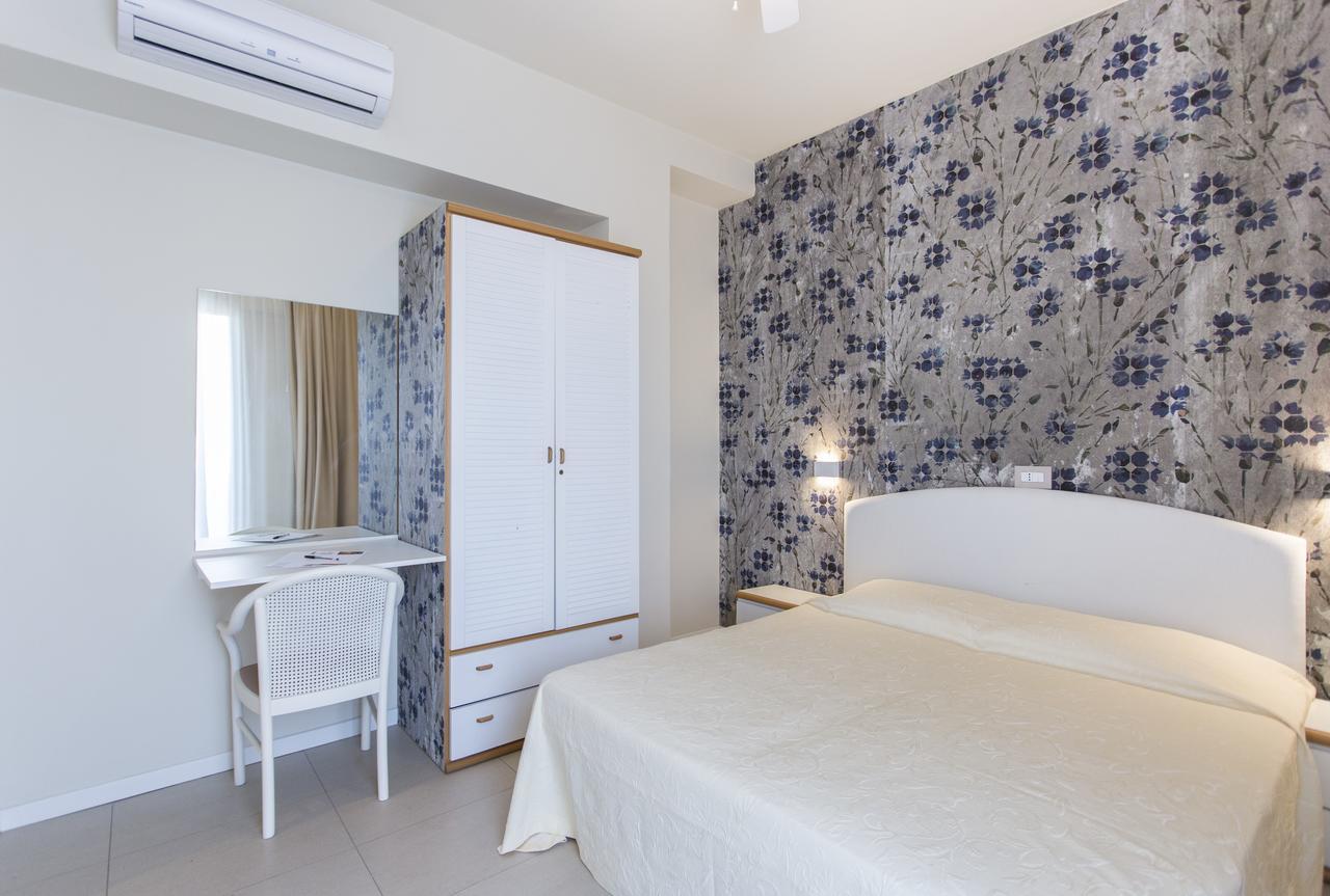 Sirena Boutique Hotel Габиче Маре Екстериор снимка