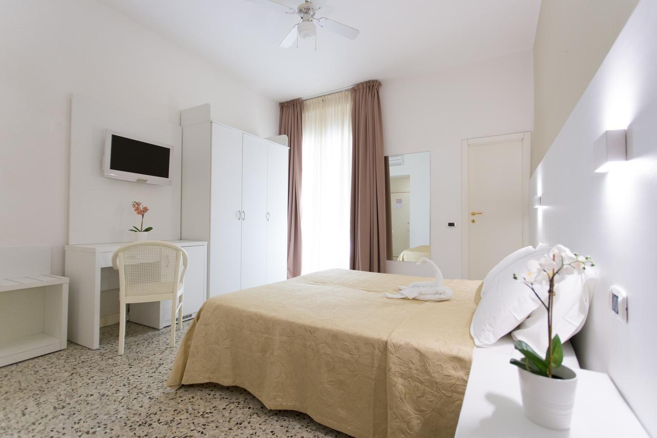 Sirena Boutique Hotel Габиче Маре Екстериор снимка