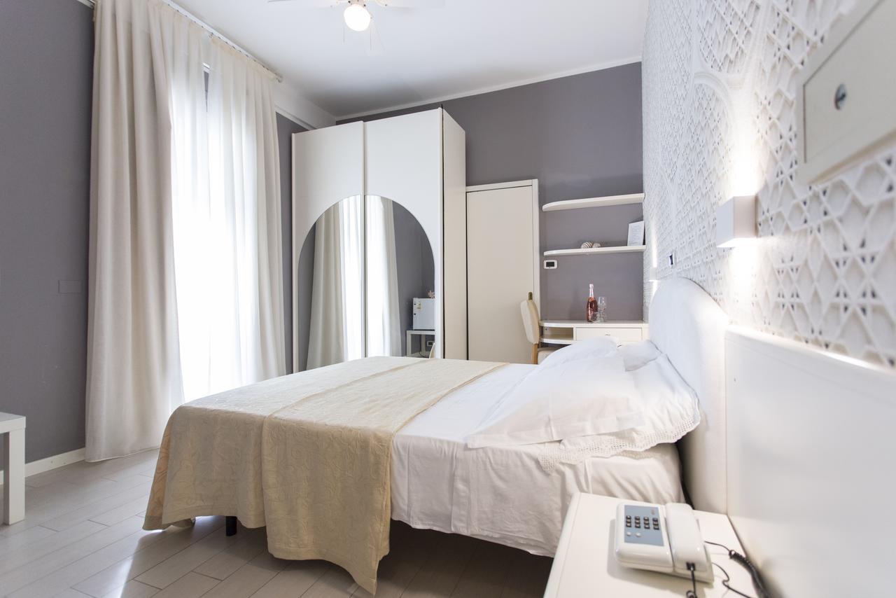 Sirena Boutique Hotel Габиче Маре Екстериор снимка