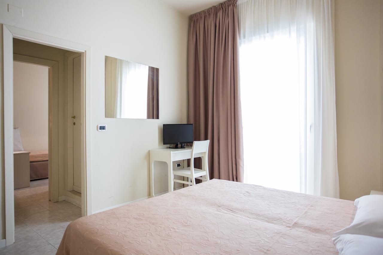Sirena Boutique Hotel Габиче Маре Екстериор снимка